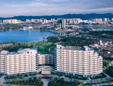 办公照明案例-成都东安湖木棉花酒店办公区